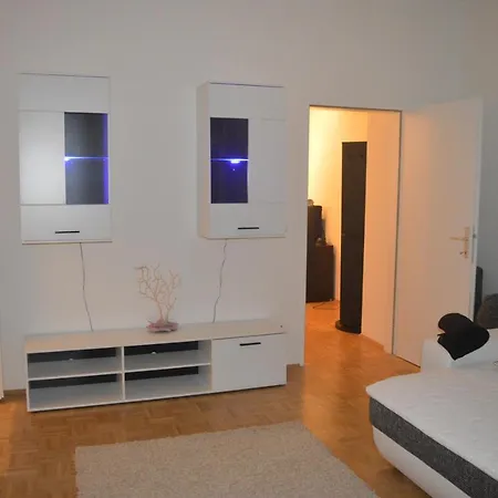Nette Altbauwohnung Nur 10 Min Von Der City Vienne Extérieur photo