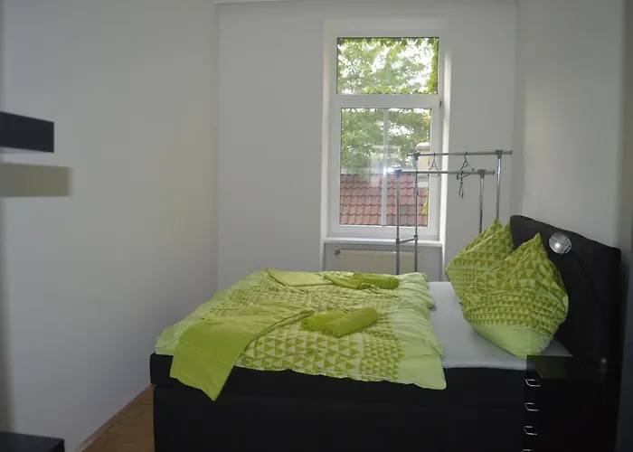 Nette Altbauwohnung Nur 10 Min Von Der City