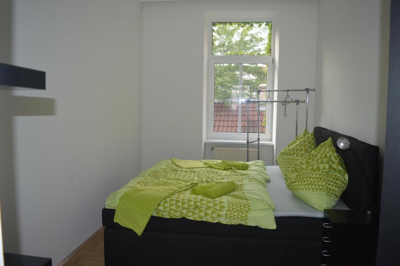 Nette Altbauwohnung Nur 10 Min Von Der Appartement