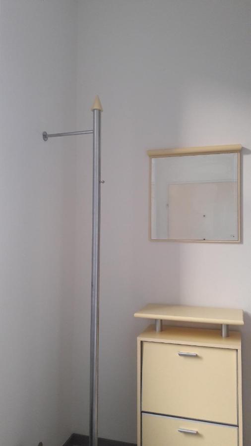 Nette Altbauwohnung Nur 10 Min Von Der Appartement Vienne