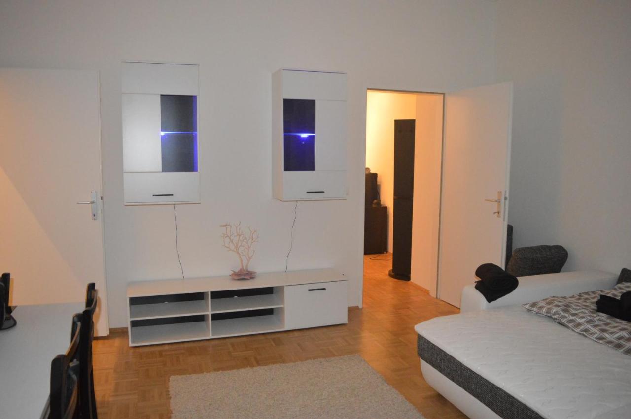 Appartement Nette Altbauwohnung Nur 10 Min Von Der Vienne