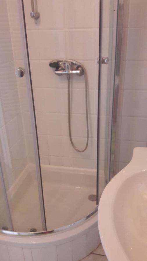 Nette Altbauwohnung Nur 10 Min Von Der * Vienne